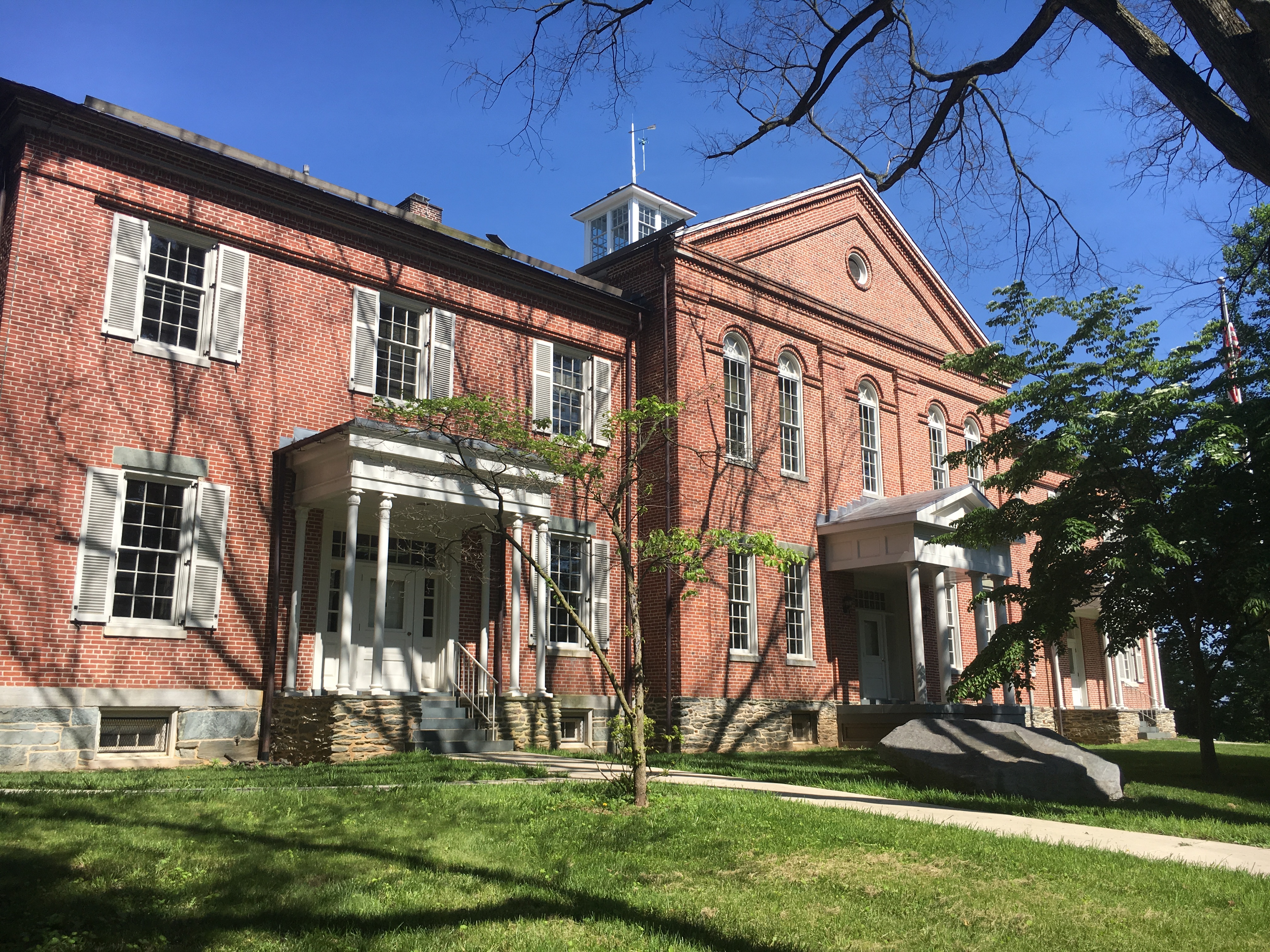 I love the brick buildings!